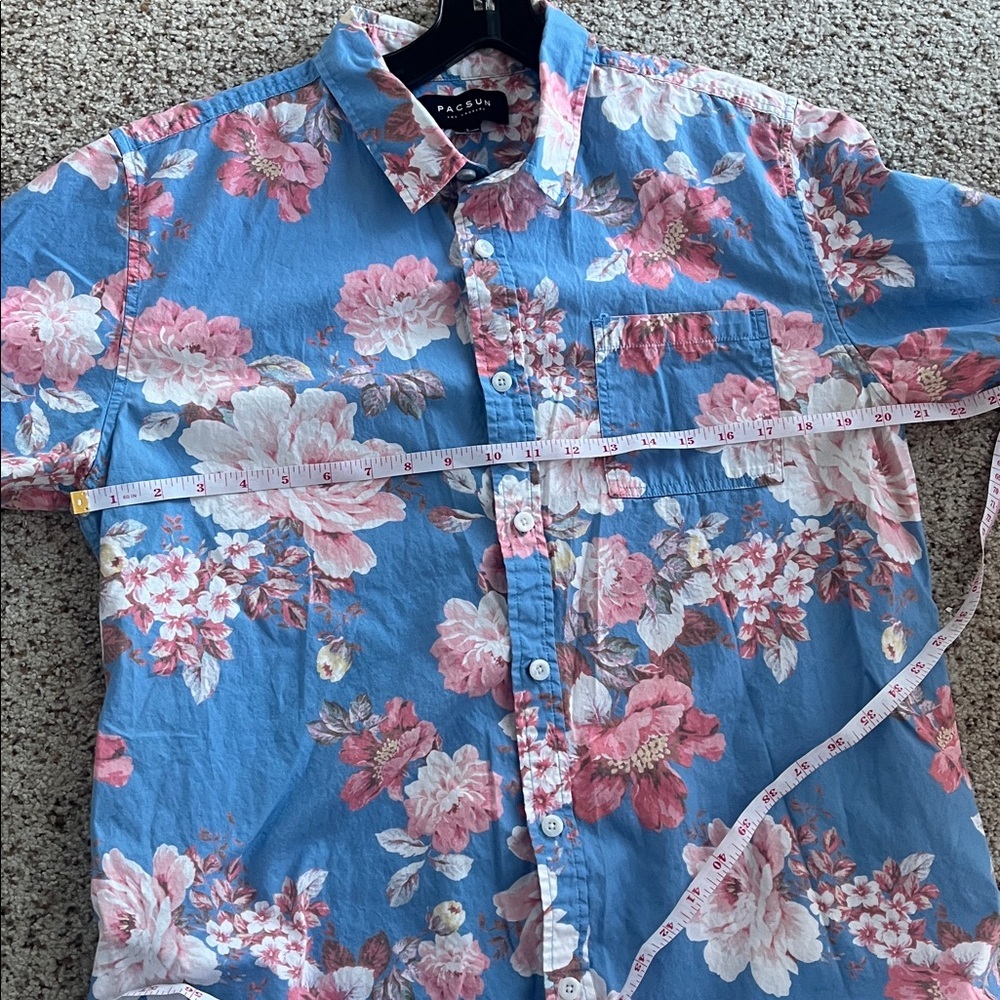 PacSun Blue and Pink Floral Men's Shirt - Picture 7 of 8